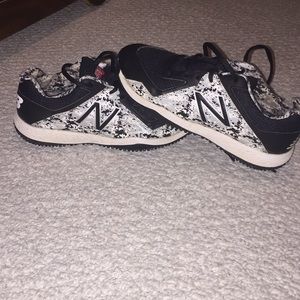 New Balance Baseball Turf Shoes- Size 6